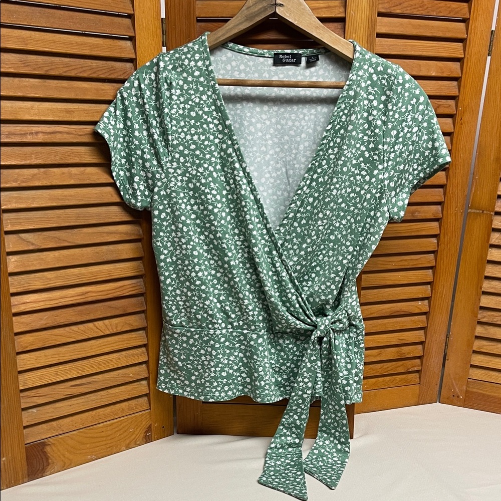 Rebel Sugar Green Floral Wrap Blouse
